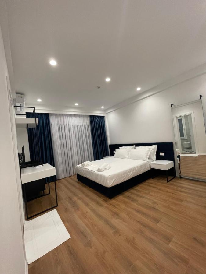 Sea & Lake View Villa Εξαμίλιο Εξωτερικό φωτογραφία