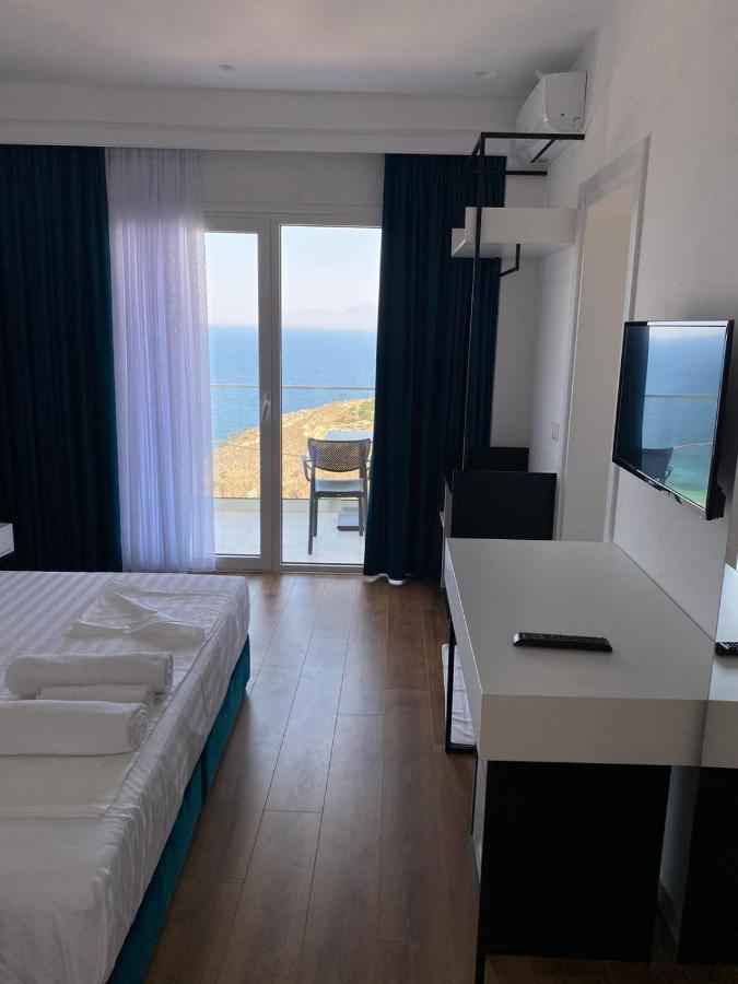 Sea & Lake View Villa Εξαμίλιο Εξωτερικό φωτογραφία