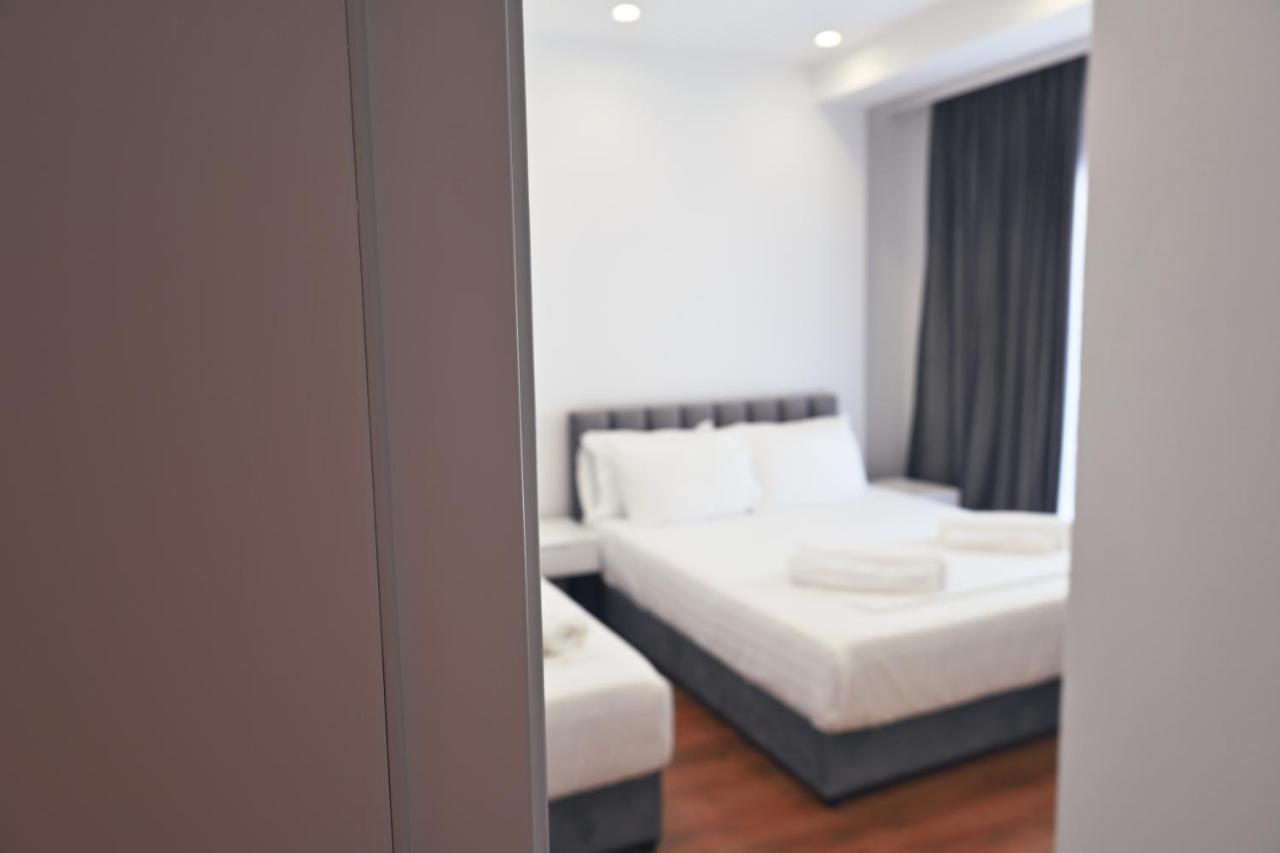 Sea & Lake View Villa Εξαμίλιο Εξωτερικό φωτογραφία