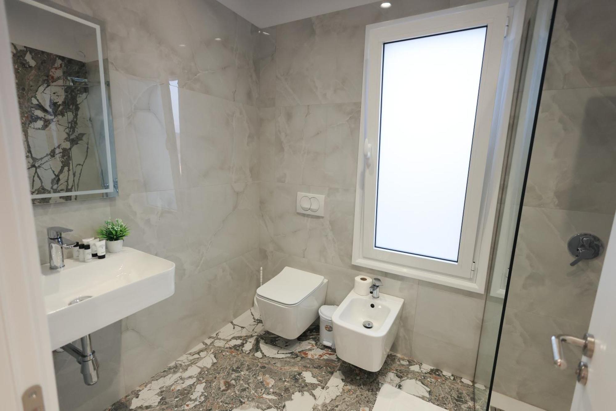 Sea & Lake View Villa Εξαμίλιο Εξωτερικό φωτογραφία